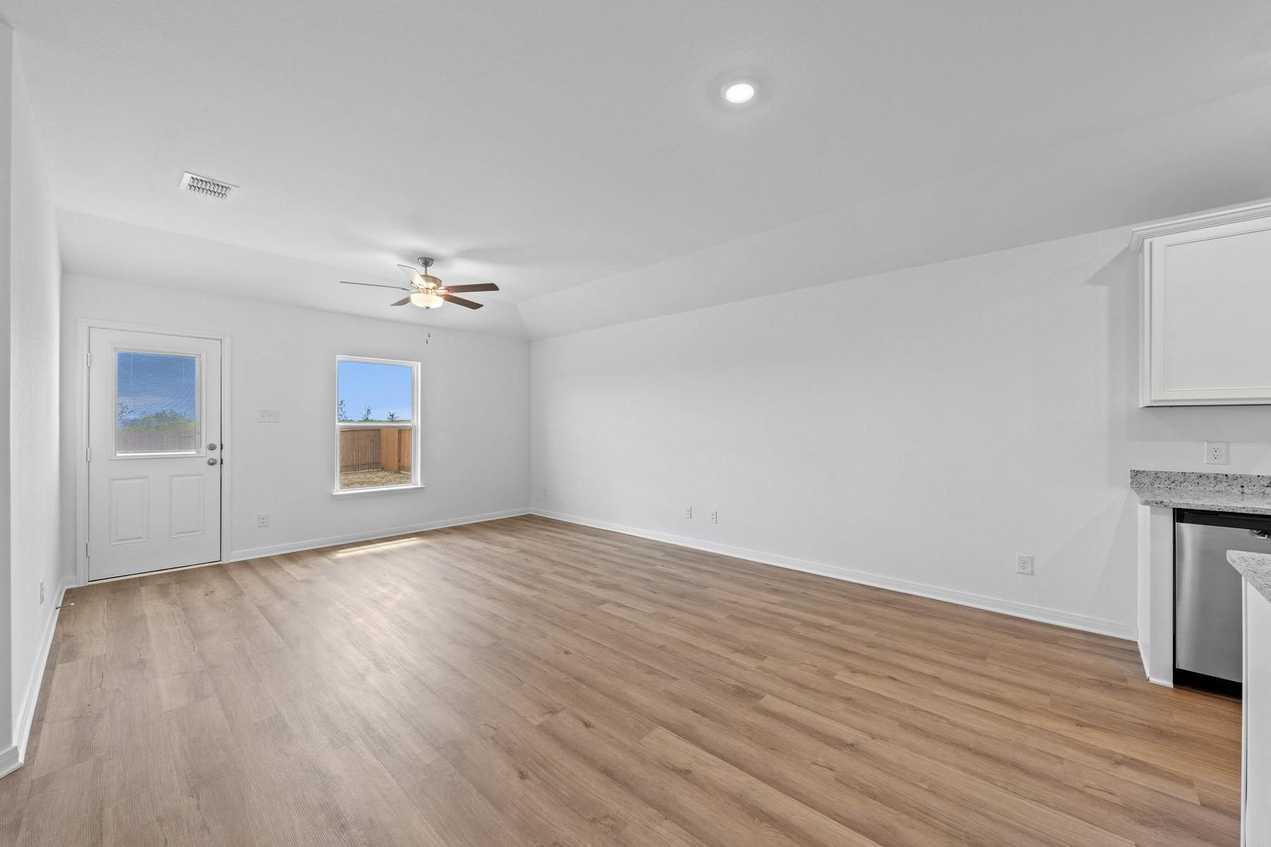 213 Fairlawn WAY