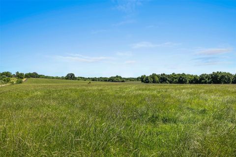 Photo of Lot 4 County Road 270, Cameron, TX 76520 (MLS # 7457626)