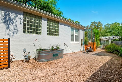 Tiny photo for 1608 Morgan LN, Austin, TX 78704 (MLS # 8959899)