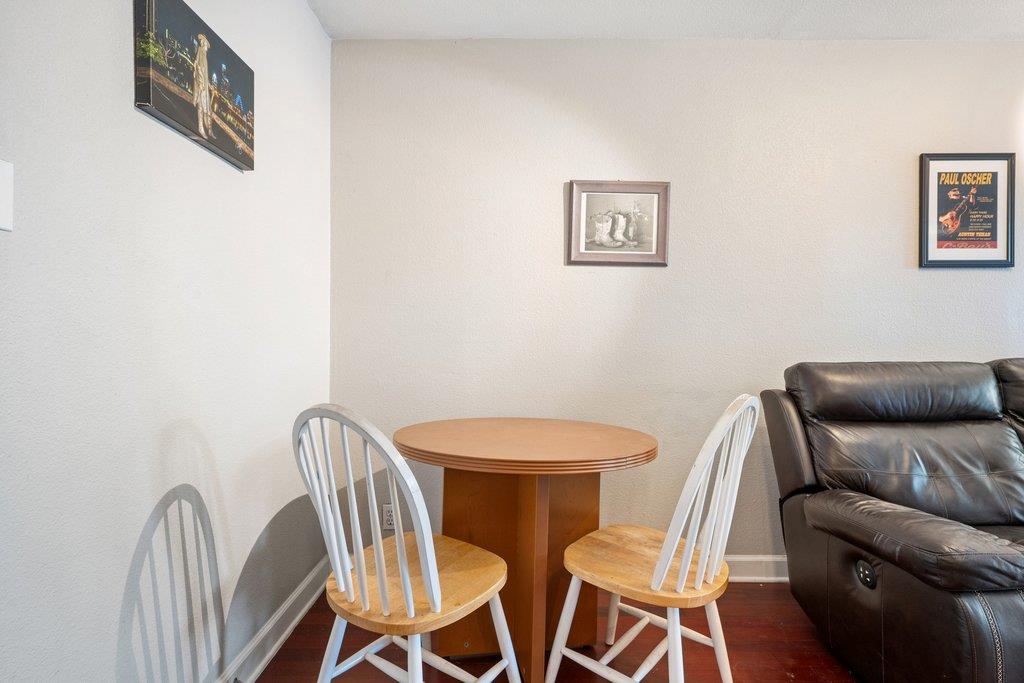 2020 S Congress Ave 1122
