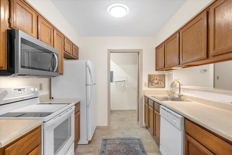 Tiny photo for 900 Taulbee LN #105, Austin, TX 78757 (MLS # 6304900)
