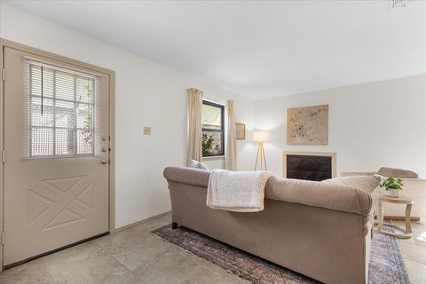 Tiny photo for 900 Taulbee LN #105, Austin, TX 78757 (MLS # 6304900)