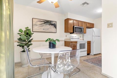 Tiny photo for 900 Taulbee LN #105, Austin, TX 78757 (MLS # 6304900)