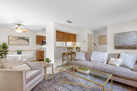 Tiny photo for 900 Taulbee LN #105, Austin, TX 78757 (MLS # 6304900)