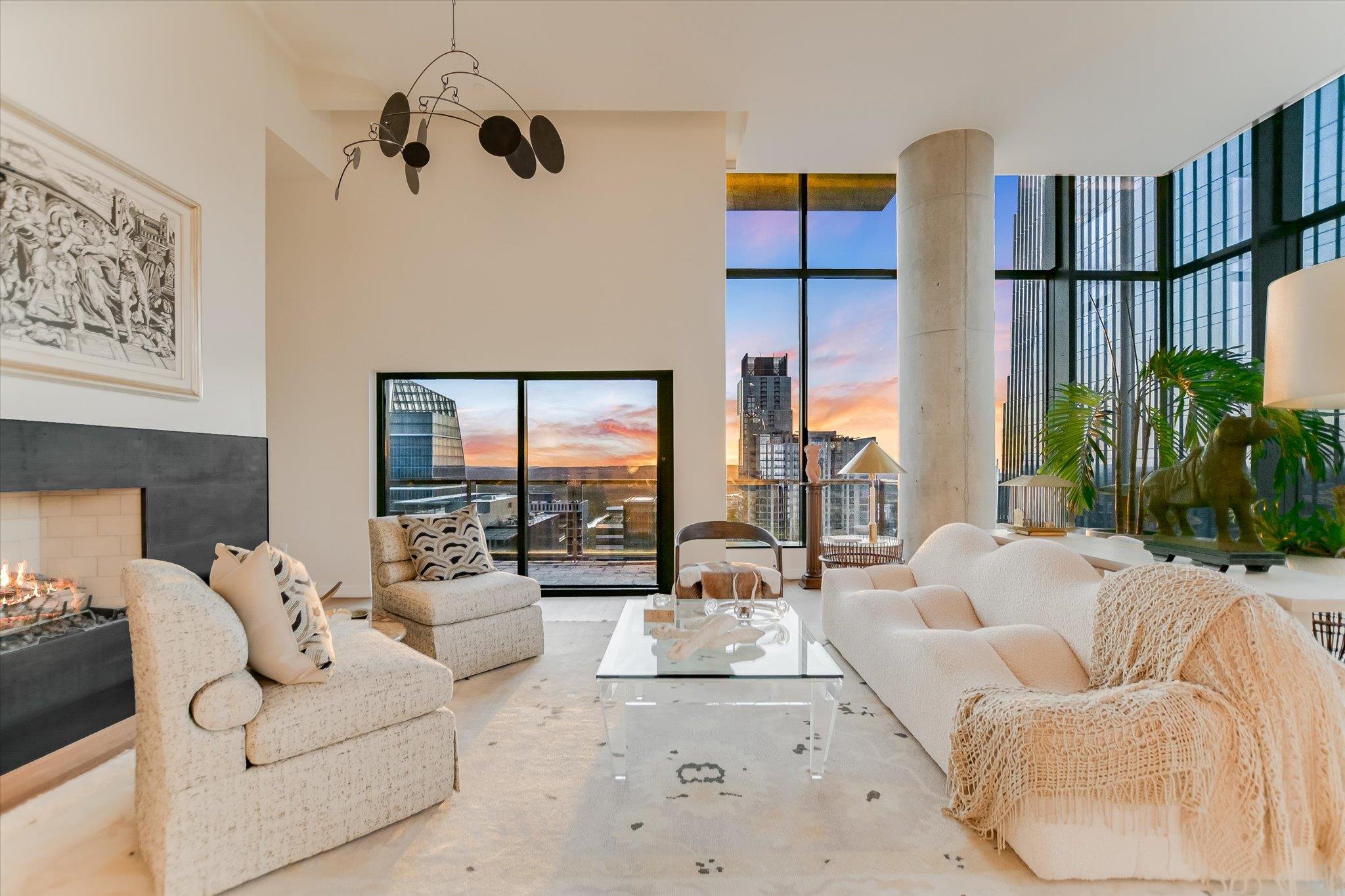 210 Lavaca ST 3603