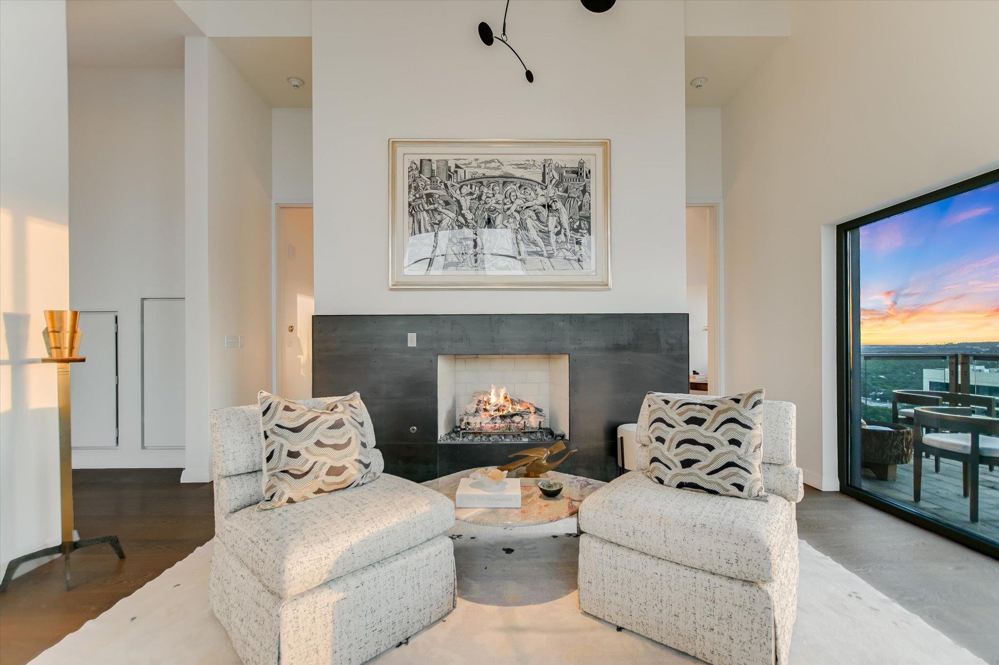 210 Lavaca ST 3603