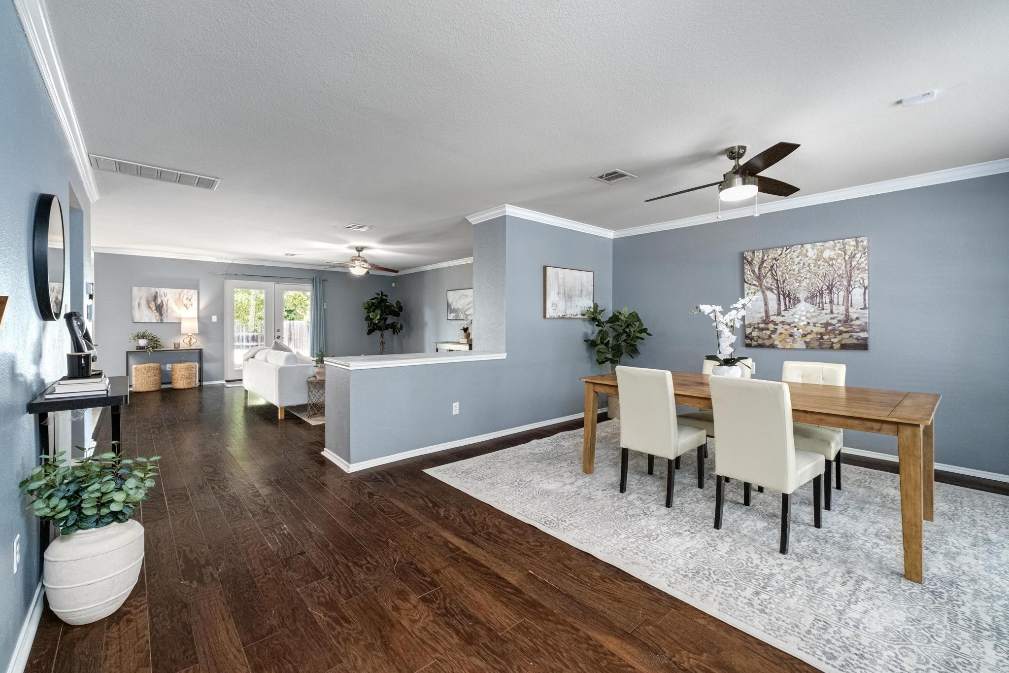 2211 Kimra LN