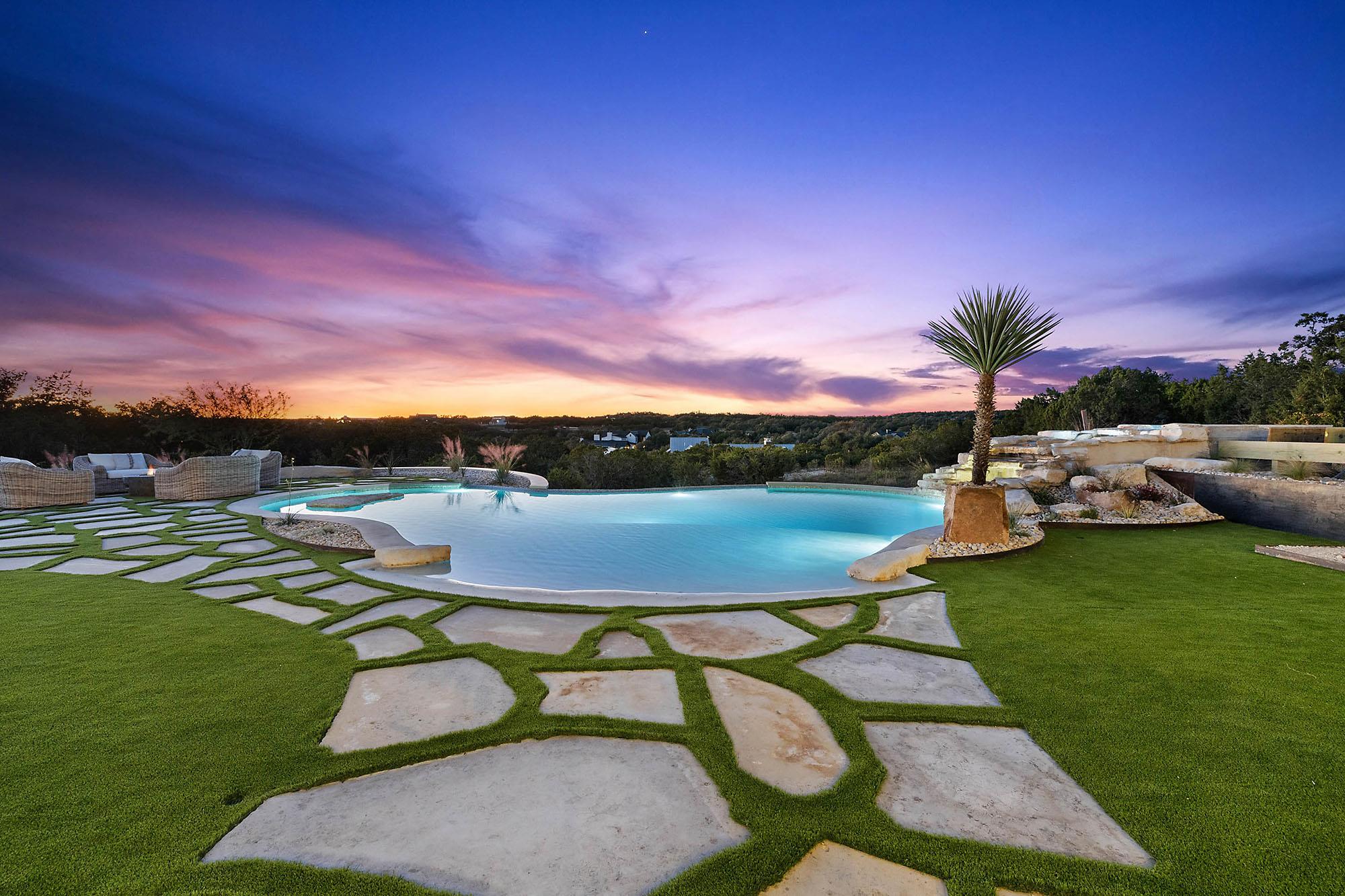 400 Medlin Creek LOOP