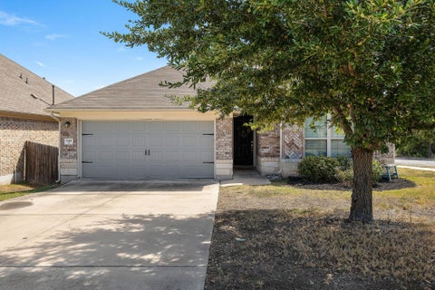 Photo of 644 Peregrine WAY, Leander, TX 78641 (MLS # 6116166)
