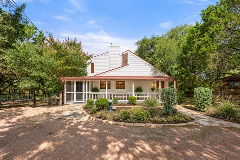 Photo of 131 Belle DR, Wimberley, TX 78676 (MLS # 9200867)