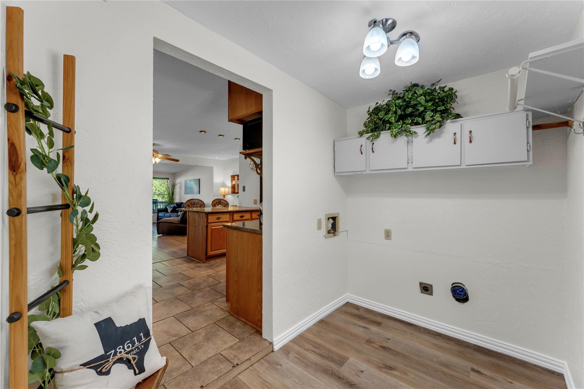 129 Ponderosa Point DR