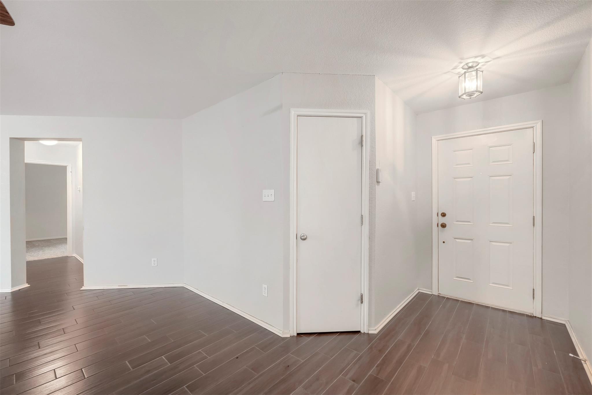 1011 Shadow Creek BLVD