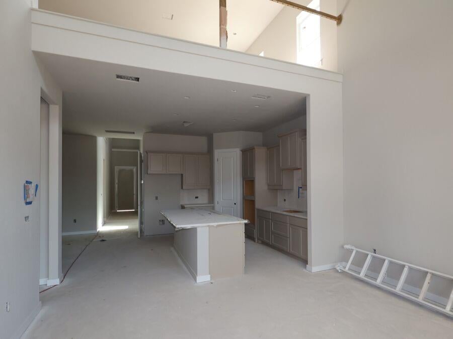 925 Purmela ST