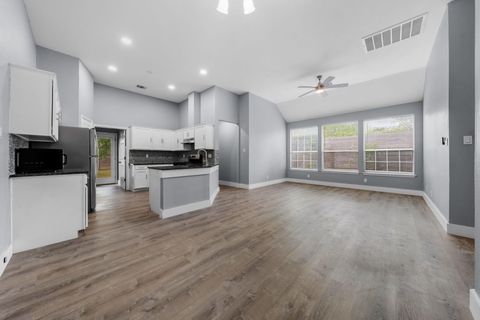 Tiny photo for 1214 Vargas RD #A, Austin, TX 78741 (MLS # 7971938)