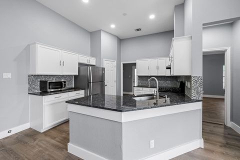 Tiny photo for 1214 Vargas RD #A, Austin, TX 78741 (MLS # 7971938)