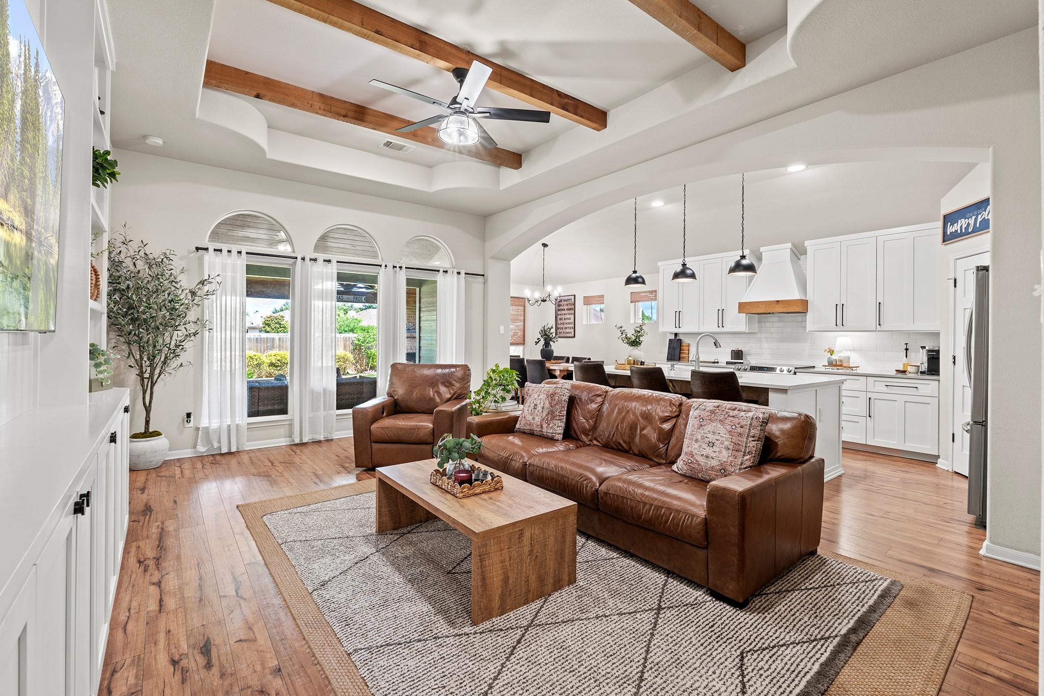 1015 Blackman CT
