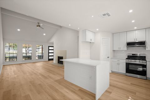 Tiny photo for 11507 Hidden Quail DR, Austin, TX 78758 (MLS # 7283759)