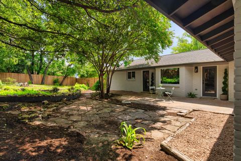 Tiny photo for 11306 Eubank DR, Austin, TX 78758 (MLS # 4608636)