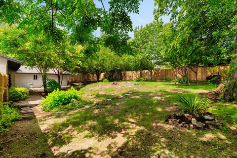 Tiny photo for 11306 Eubank DR, Austin, TX 78758 (MLS # 4608636)