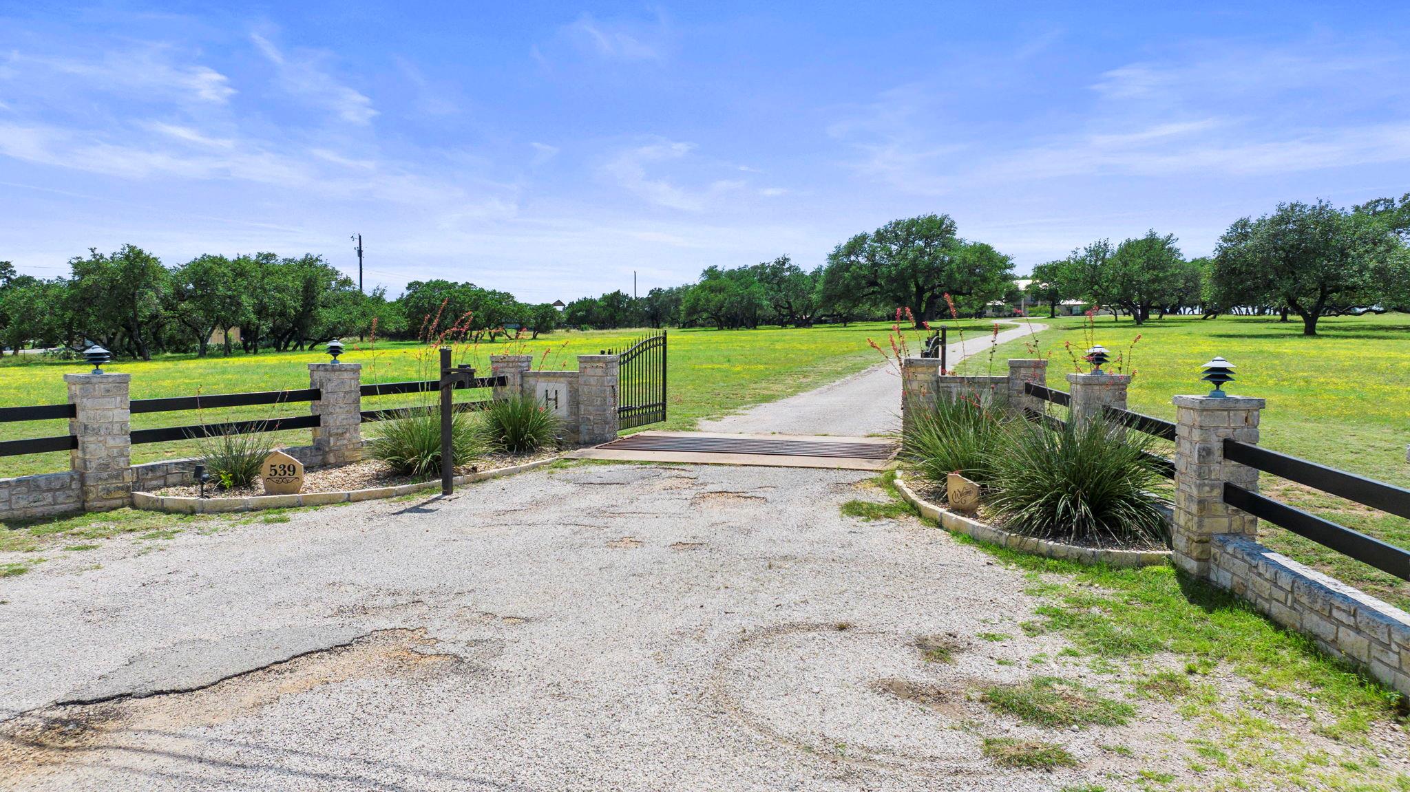539 Oak Vista DR