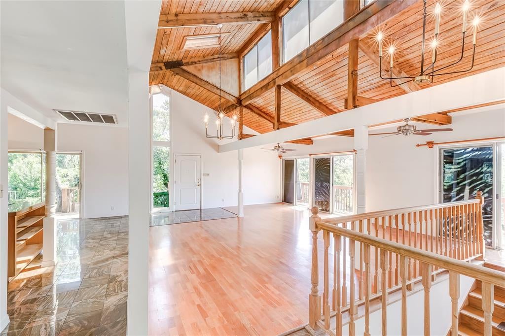 208 Westhaven DR