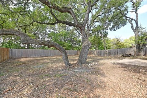 Tiny photo for 911 Acorn Oaks DR, Austin, TX 78745 (MLS # 8028602)