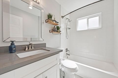 Tiny photo for 911 Acorn Oaks DR, Austin, TX 78745 (MLS # 8028602)
