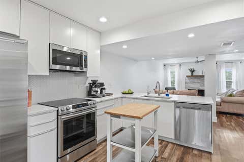 Tiny photo for 6406 Chimney Creek CIR #A, Austin, TX 78723 (MLS # 6476202)