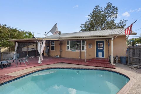 Tiny photo for 200 E Noton ST E, Pflugerville, TX 78660 (MLS # 3371567)