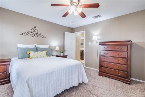 Tiny photo for 17920 Honey Locust LN, Elgin, TX 78621 (MLS # 1050479)