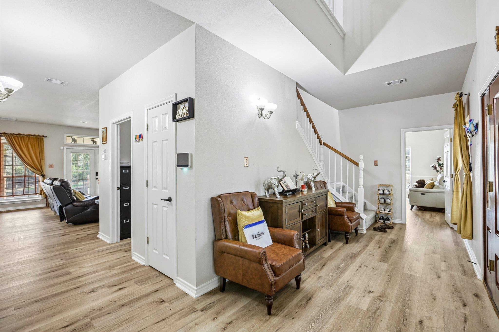 137 Trinity ST