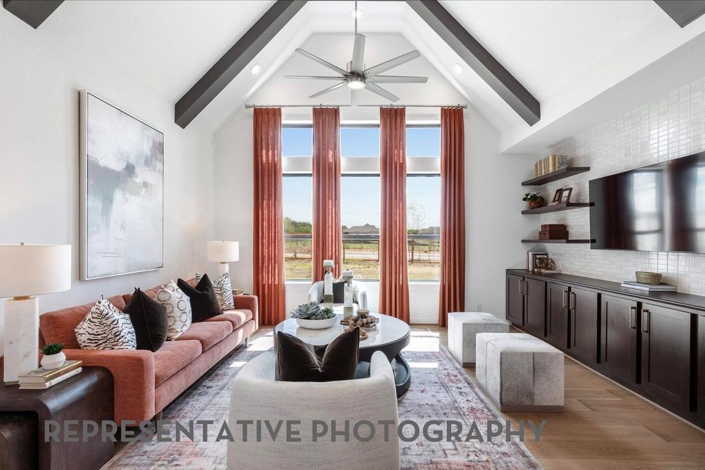 Photo of 9116 Golden Lion DR, Austin, TX 78744 (MLS # 1339423)