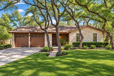 Photo of 12903 VINYARD DR, Manchaca, TX 78652 (MLS # 3937067)