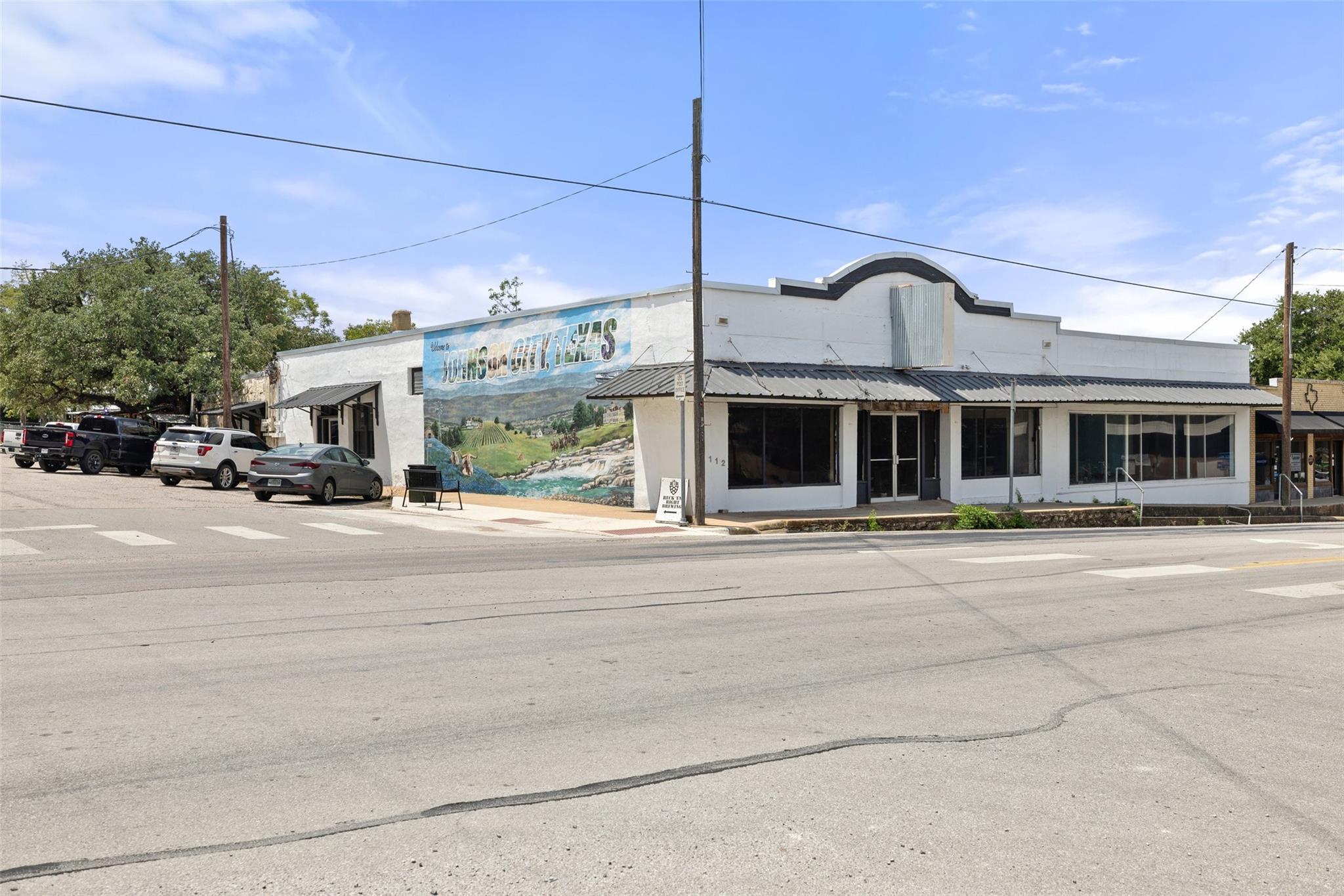 112 E Main ST