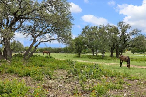Photo of 6411 W Fitzhugh RD, Dripping Springs, TX 78620 (MLS # 1957249)