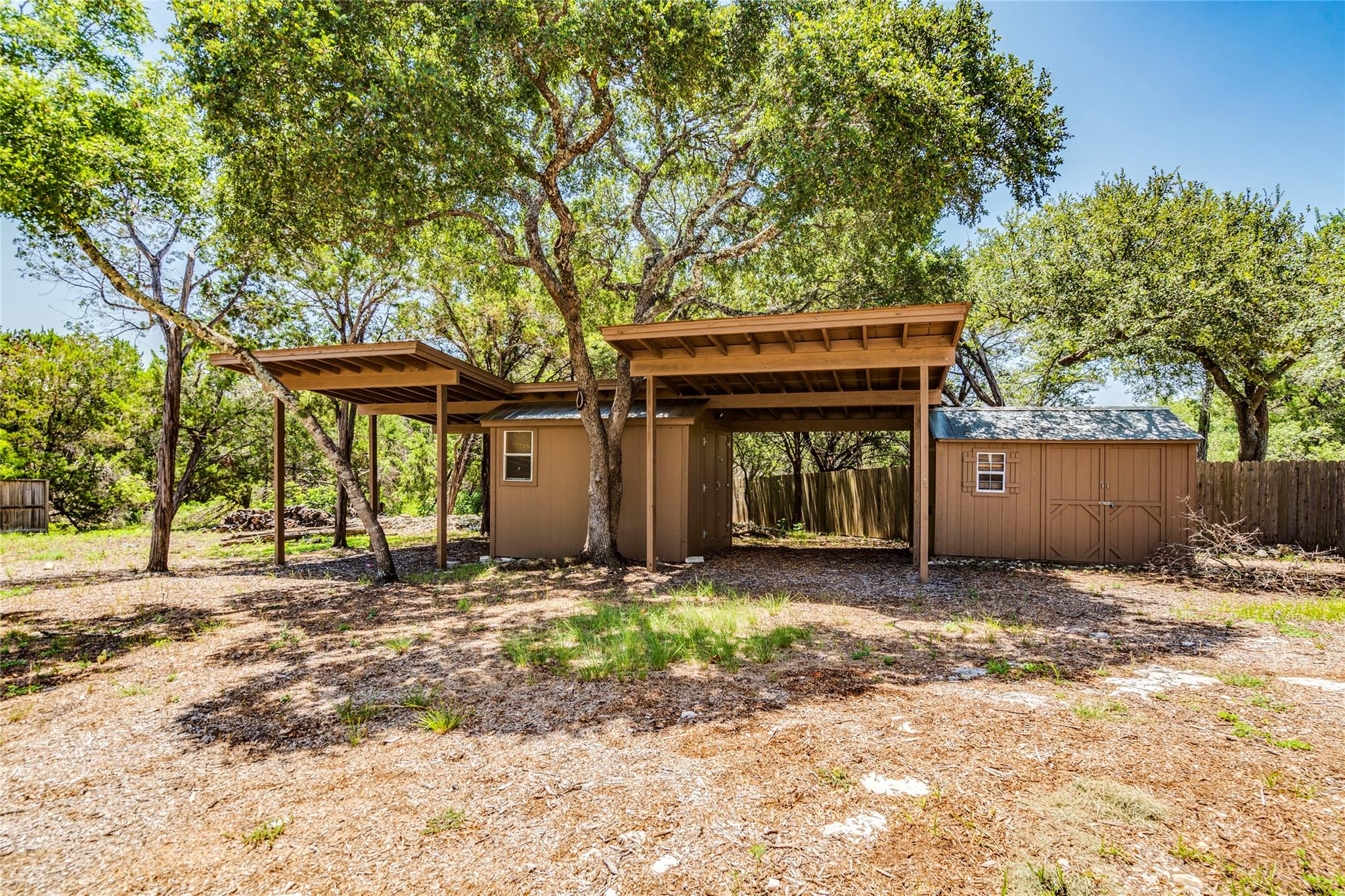 20 Saddle Rock RDG