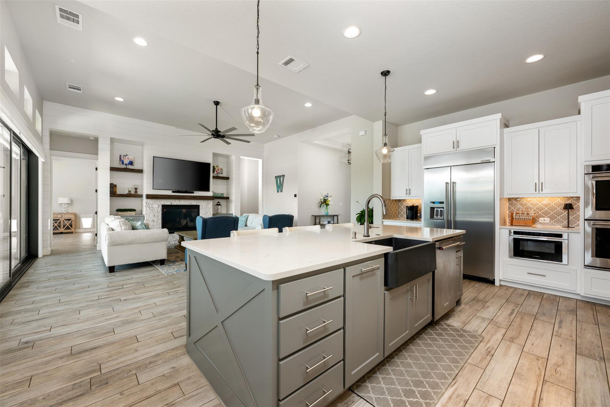 340 Beltorre DR