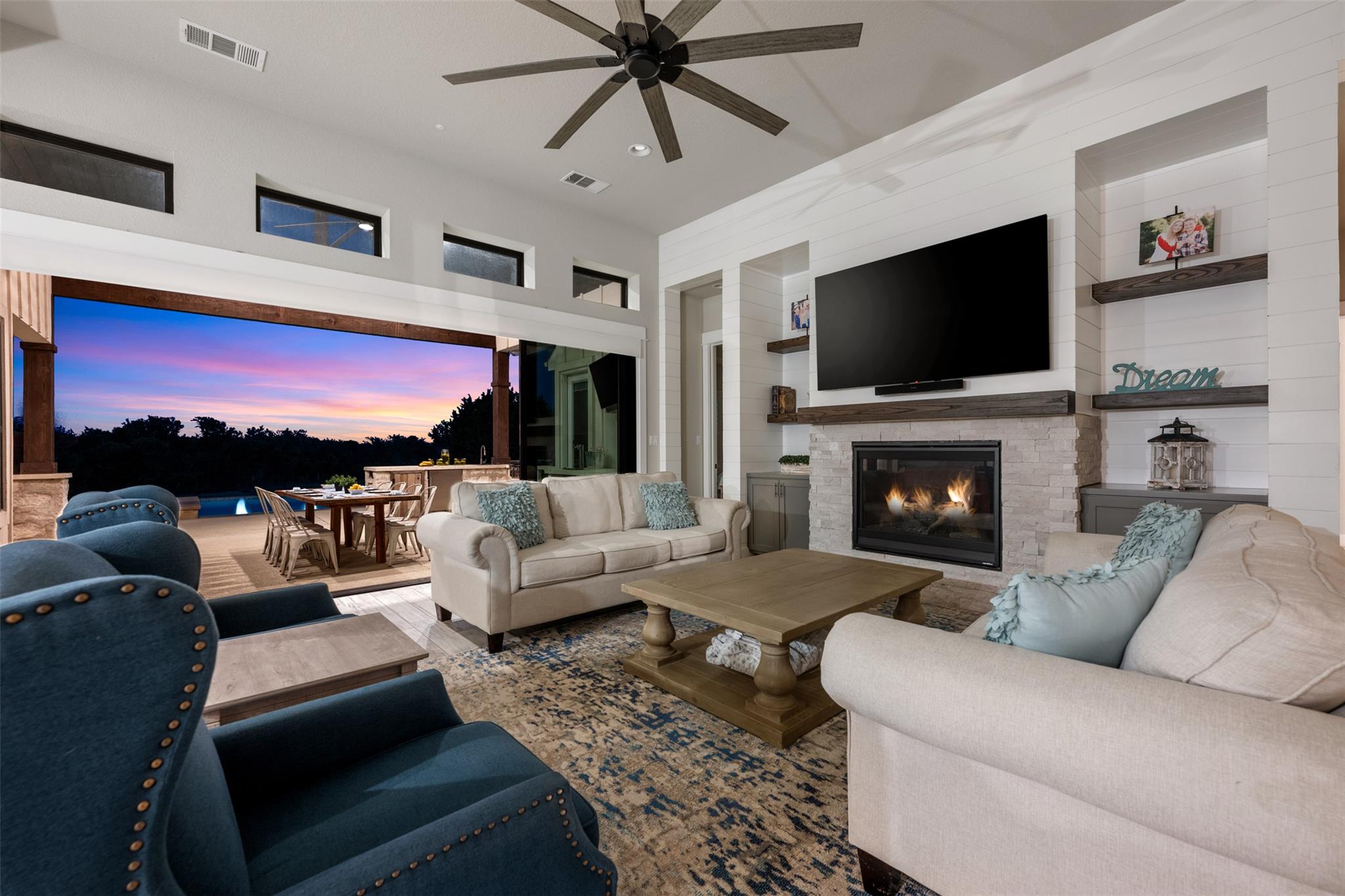 340 Beltorre DR