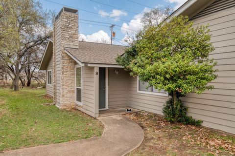 Photo of 6604 SCRUB OAK LN #B, Austin, TX 78759 (MLS # 2086137)