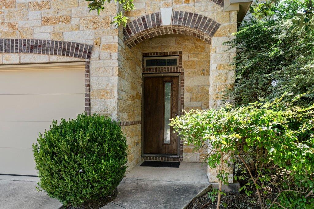 5325 Kara DR