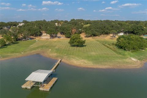 Photo of 25203 Lakeview DR, Spicewood, TX 78669 (MLS # 3492564)
