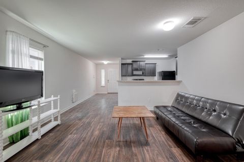 1436 Breanna LN Kyle TX 78640