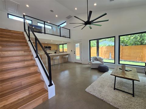 Photo of 1112 W North Loop BLVD, Austin, TX 78756 (MLS # 6088388)