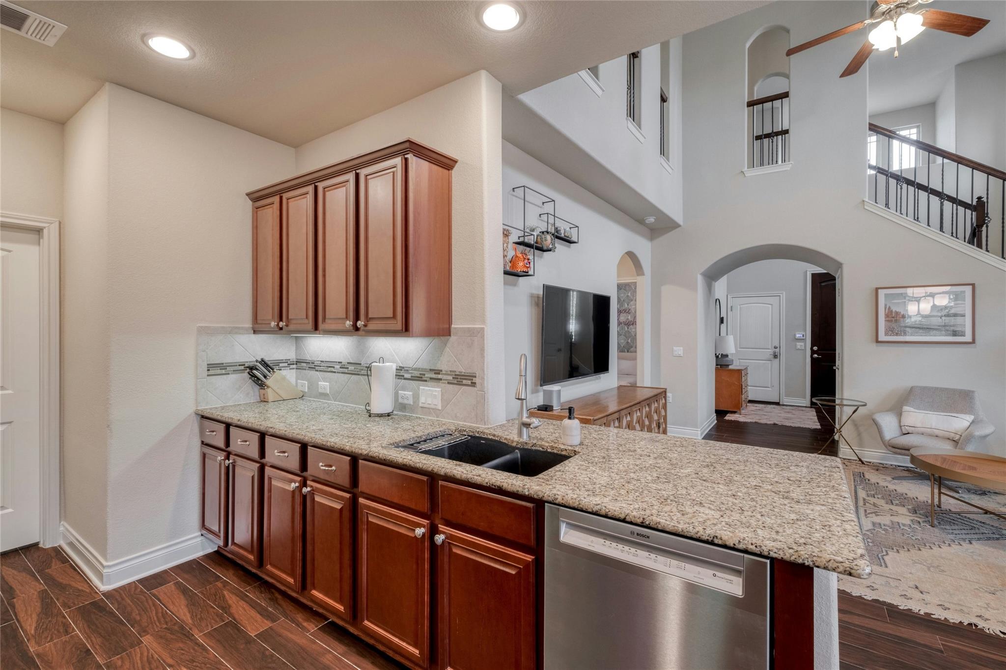 2417 Spanish Camp CV