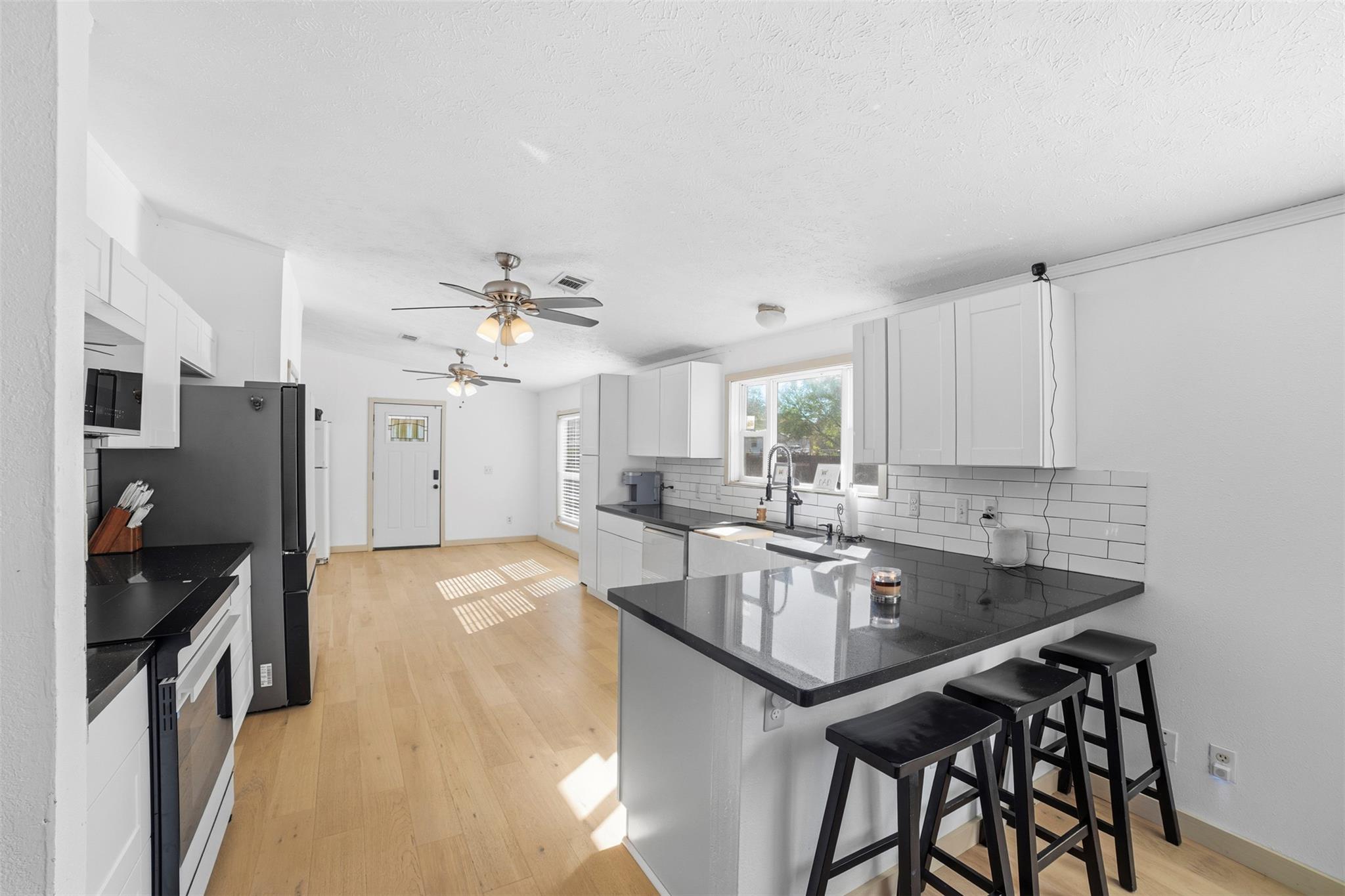 4048 Sutherland Springs RD