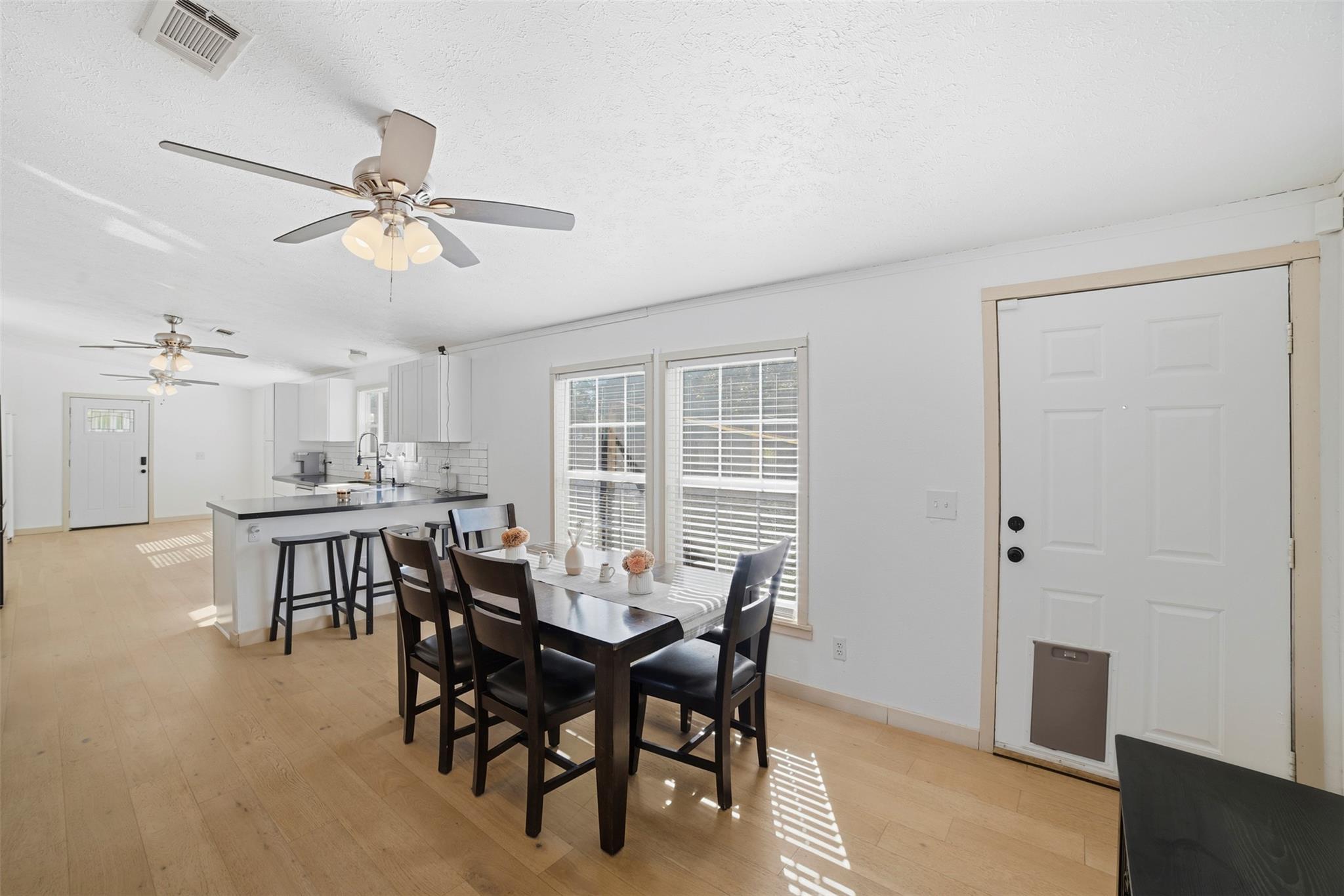 4048 Sutherland Springs RD