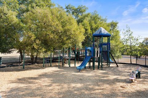 Tiny photo for 1709 Crested Butte DR, Austin, TX 78746 (MLS # 2776945)