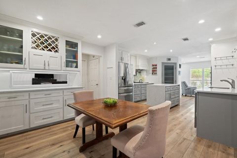 Tiny photo for 1709 Crested Butte DR, Austin, TX 78746 (MLS # 2776945)