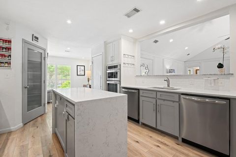 Tiny photo for 1709 Crested Butte DR, Austin, TX 78746 (MLS # 2776945)