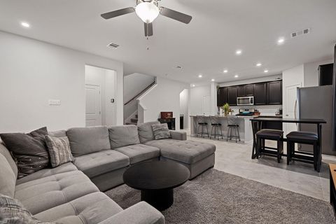 Photo of 5801 Pleasanton PKWY, Pflugerville, TX 78660 (MLS # 4197896)